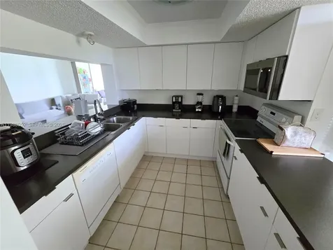 1811 Sabal Palm Drive Davie FL 33324