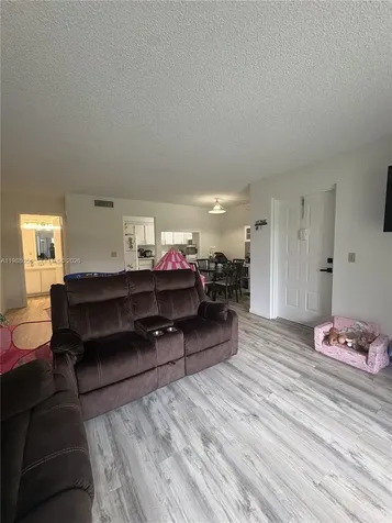 721 Sunny Pine Way Green Acres FL 33415