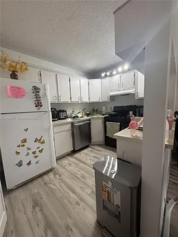 721 Sunny Pine Way Green Acres FL 33415