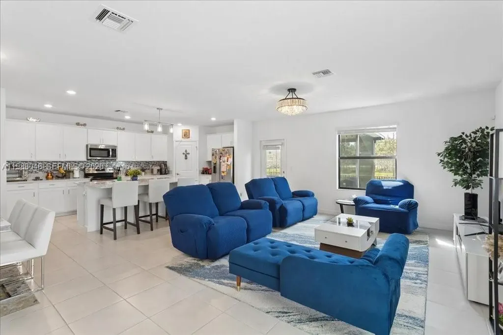 6018 Henderson Way West Palm Beach FL 33415