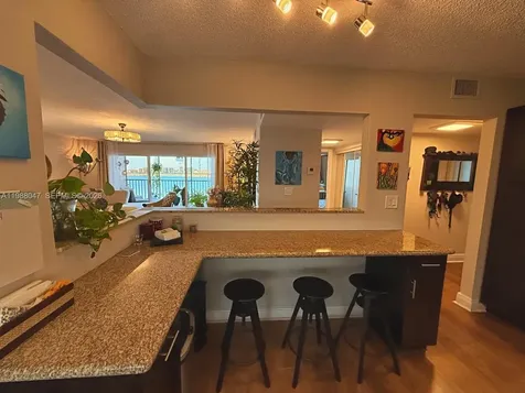 605 Ives Dairy Road Miami FL 33179