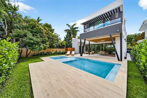 609 SW 24th Road Miami FL 33129
