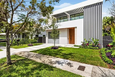 609 SW 24th Road Miami FL 33129