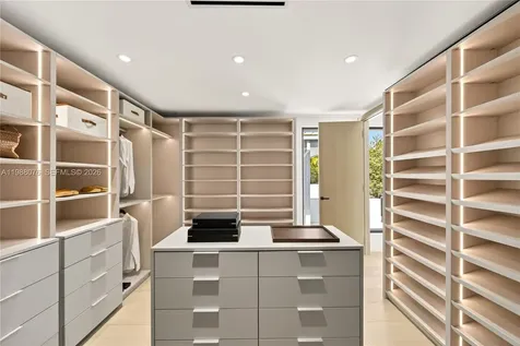 609 SW 24th Road Miami FL 33129