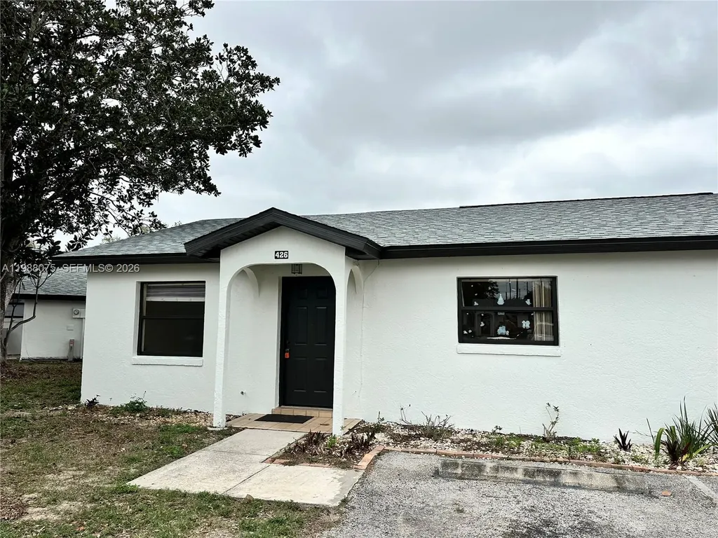 426 Las Palmas Avon Park FL 33825