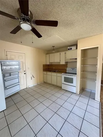 426 Las Palmas Avon Park FL 33825