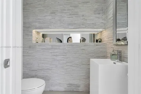 3370 Hidden Bay Drive Aventura FL 33180