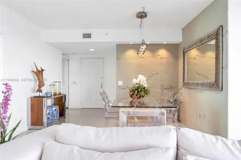 3370 Hidden Bay Drive Aventura FL 33180