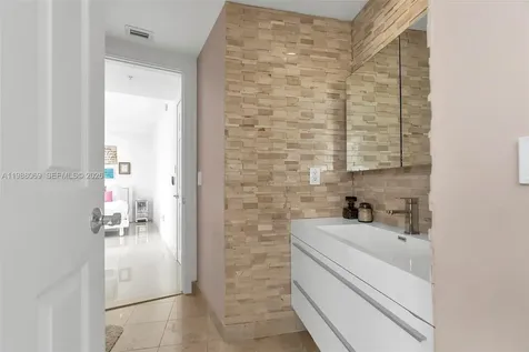 3370 Hidden Bay Drive Aventura FL 33180