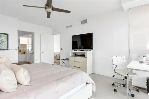 3370 Hidden Bay Drive Aventura FL 33180