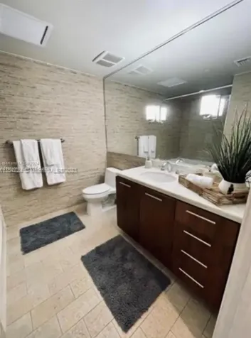50 Biscayne Boulevard Miami FL 33132