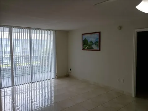 3551 NE 169 North Miami Beach FL 33160