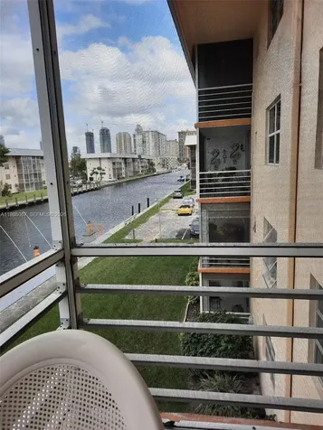 3551 NE 169 North Miami Beach FL 33160