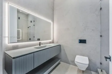 17901 Collins Avenue Sunny Isles Beach FL 33160