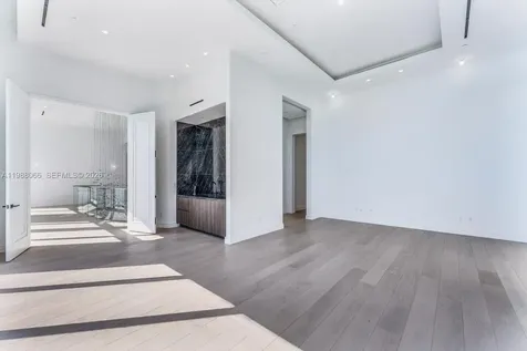 17901 Collins Avenue Sunny Isles Beach FL 33160