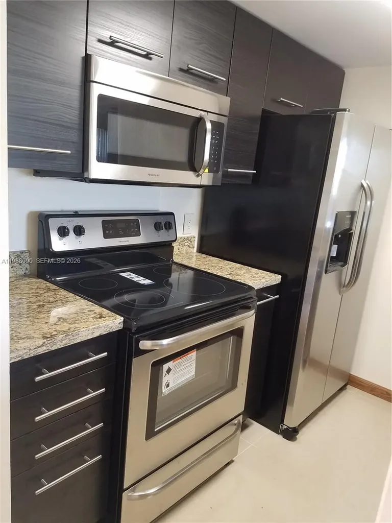 8180 Geneva Court Doral FL 33166