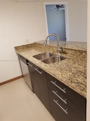 8180 Geneva Court Doral FL 33166