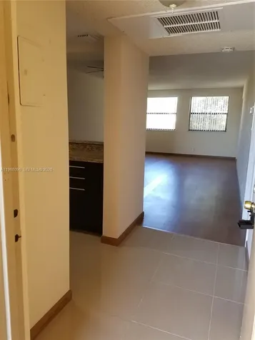 8180 Geneva Court Doral FL 33166