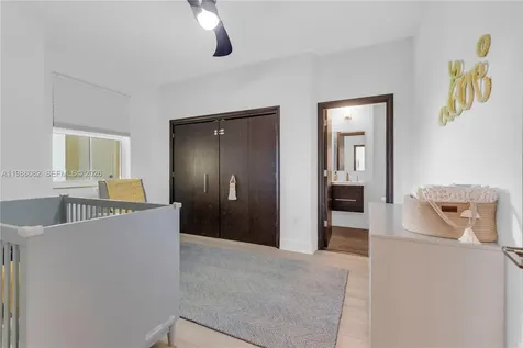 3340 NE 190th Street Aventura FL 33180