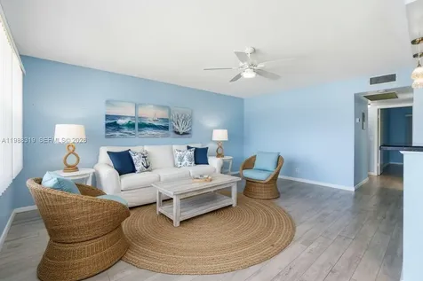 199 Prescott J Deerfield Beach FL 33442