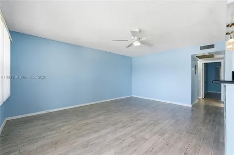 199 Prescott J Deerfield Beach FL 33442