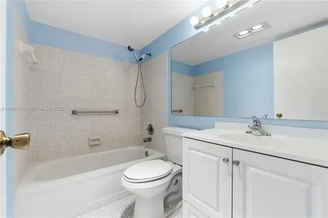 199 Prescott J Deerfield Beach FL 33442