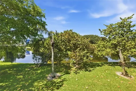 199 Prescott J Deerfield Beach FL 33442