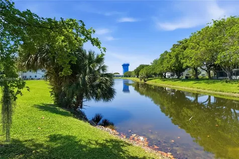 199 Prescott J Deerfield Beach FL 33442