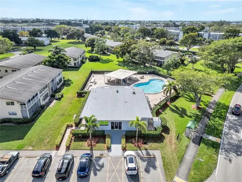 199 Prescott J Deerfield Beach FL 33442
