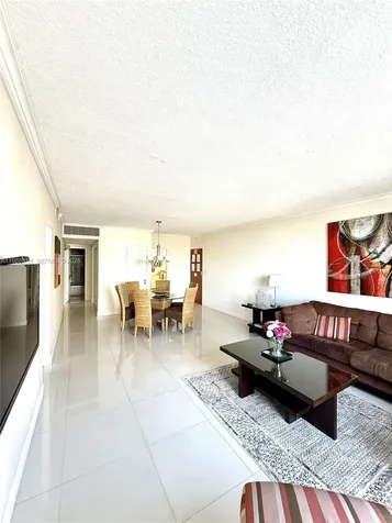 3901 S Ocean Drive Hollywood FL 33019