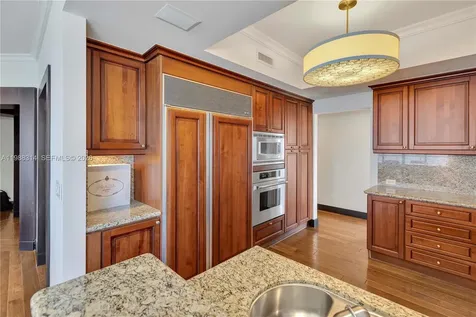 17875 Collins Avenue Sunny Isles Beach FL 33160
