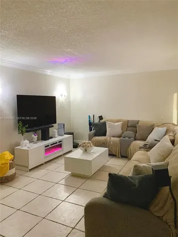 6611 SW 41st Place Davie FL 33314