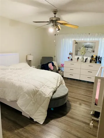 6611 SW 41st Place Davie FL 33314