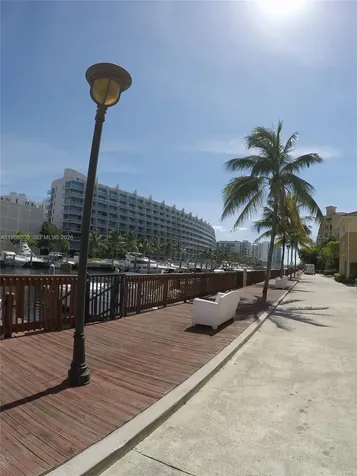 2921 NE 185th Street Aventura FL 33180