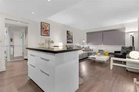 1117 Meridian Avenue Miami Beach FL 33139