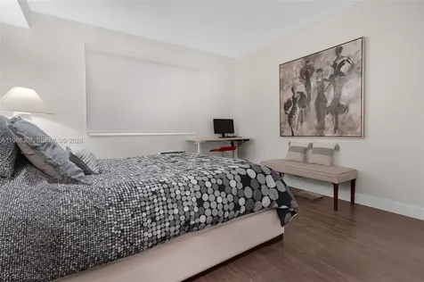 1117 Meridian Avenue Miami Beach FL 33139