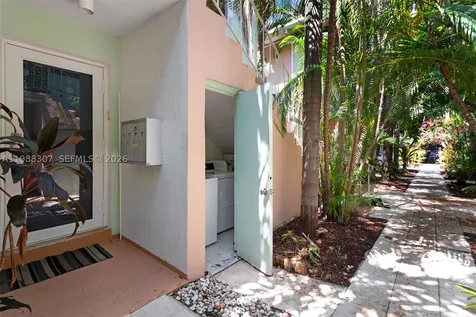 1117 Meridian Avenue Miami Beach FL 33139