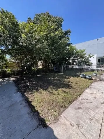 1128 SW 21st Avenue Miami FL 33135