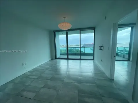 900 Biscayne Boulevard Miami FL 33132