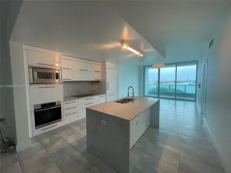 900 Biscayne Boulevard Miami FL 33132