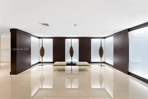 900 Biscayne Boulevard Miami FL 33132