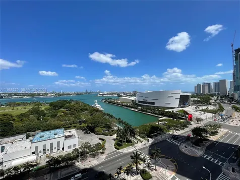 900 Biscayne Boulevard Miami FL 33132
