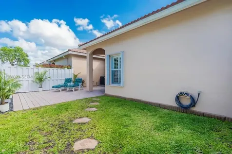 677 NW 129th Way Pembroke Pines FL 33028