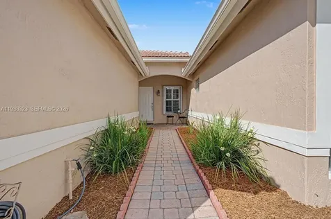 677 NW 129th Way Pembroke Pines FL 33028