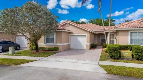 677 NW 129th Way Pembroke Pines FL 33028