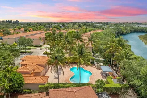 677 NW 129th Way Pembroke Pines FL 33028