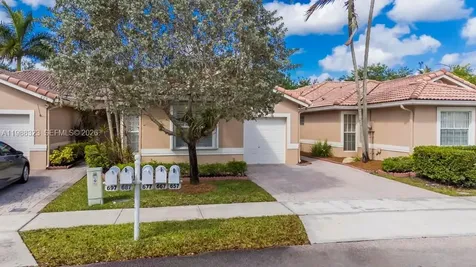 677 NW 129th Way Pembroke Pines FL 33028