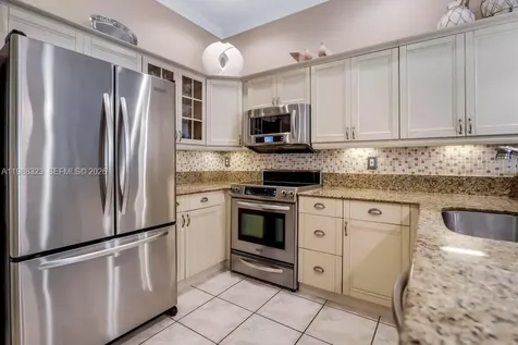 677 NW 129th Way Pembroke Pines FL 33028