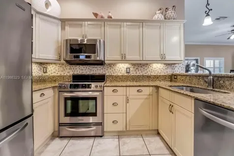 677 NW 129th Way Pembroke Pines FL 33028