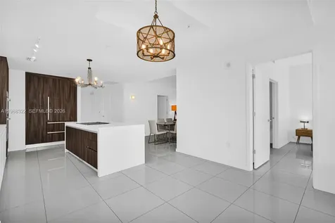 851 NE 1st Avenue Miami FL 33132